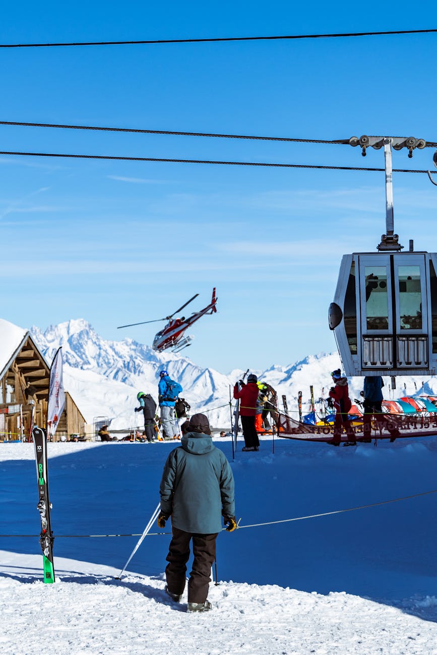 Pistes de ski et télésiège à La Plagne en Tarentaise