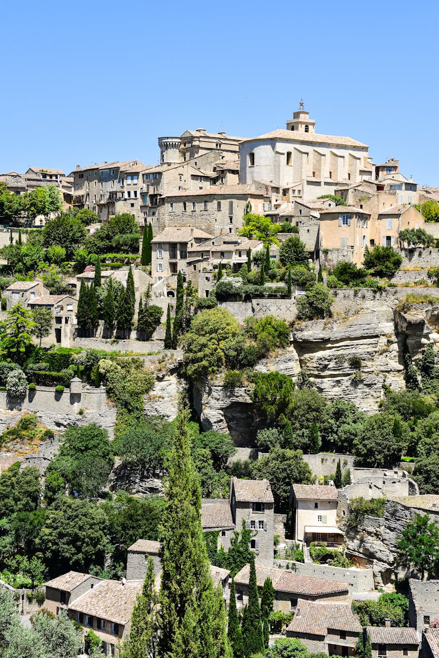 Village perché de Gordes en Luberon