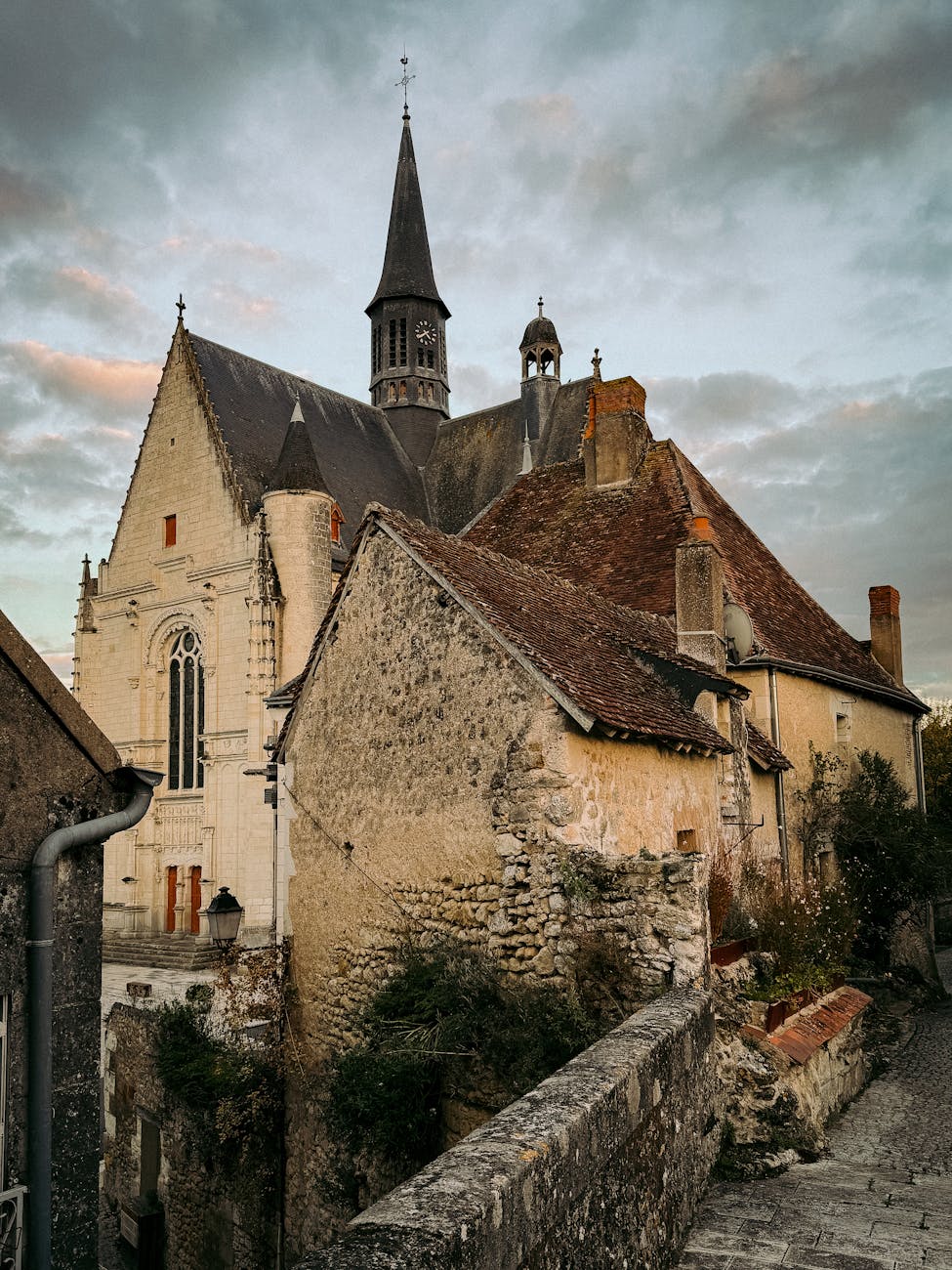 Église médiévale rurale française