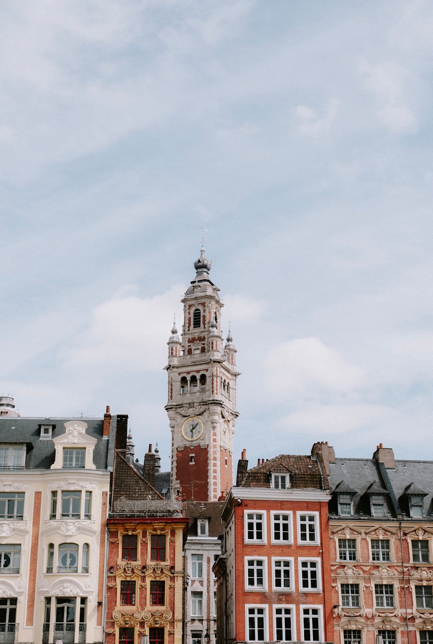 Beffroi de Lille au cœur du centre historique