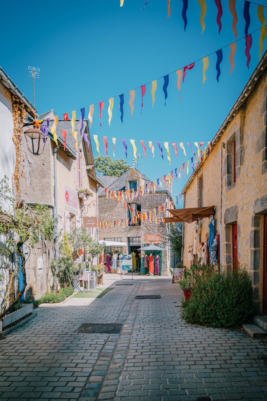Rue médiévale fleurie de Guérande