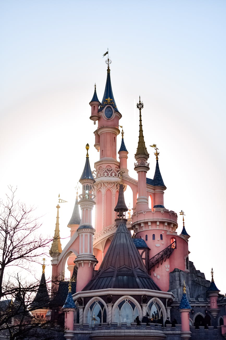 Château Disneyland Paris au lever du soleil