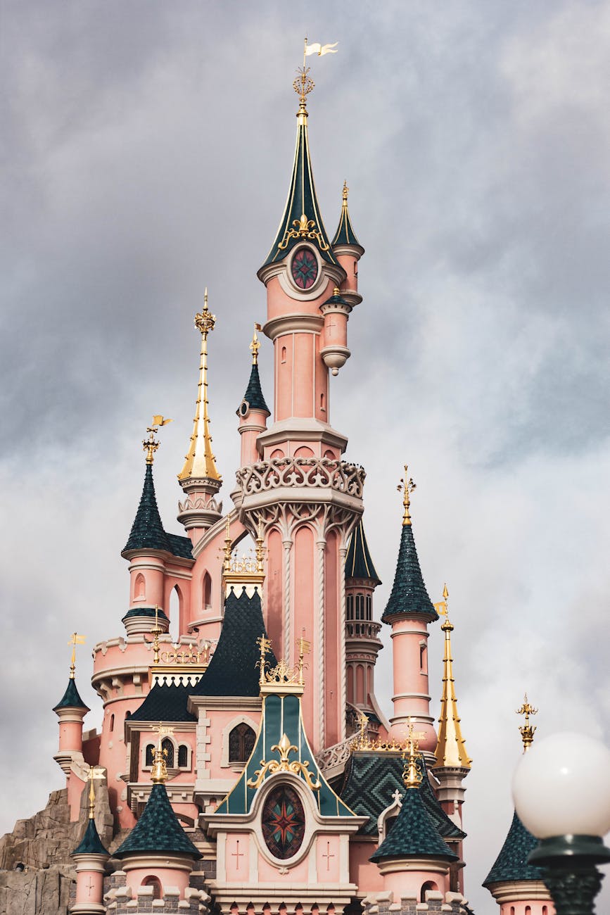 Château Sleeping Beauty Disneyland Paris en soirée