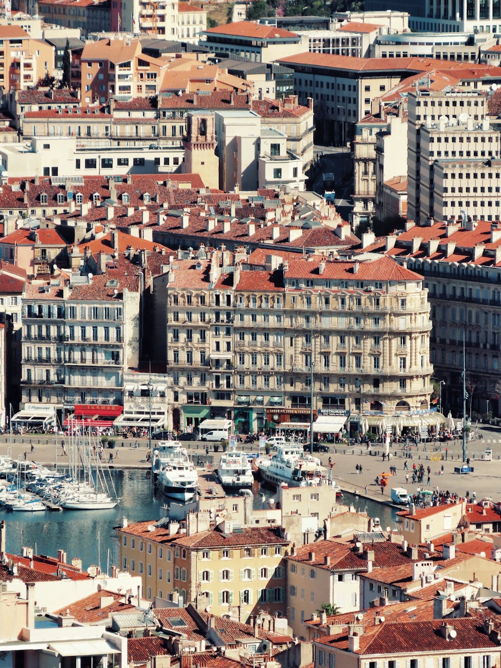 Vue aérienne du Vieux-Port de Marseille