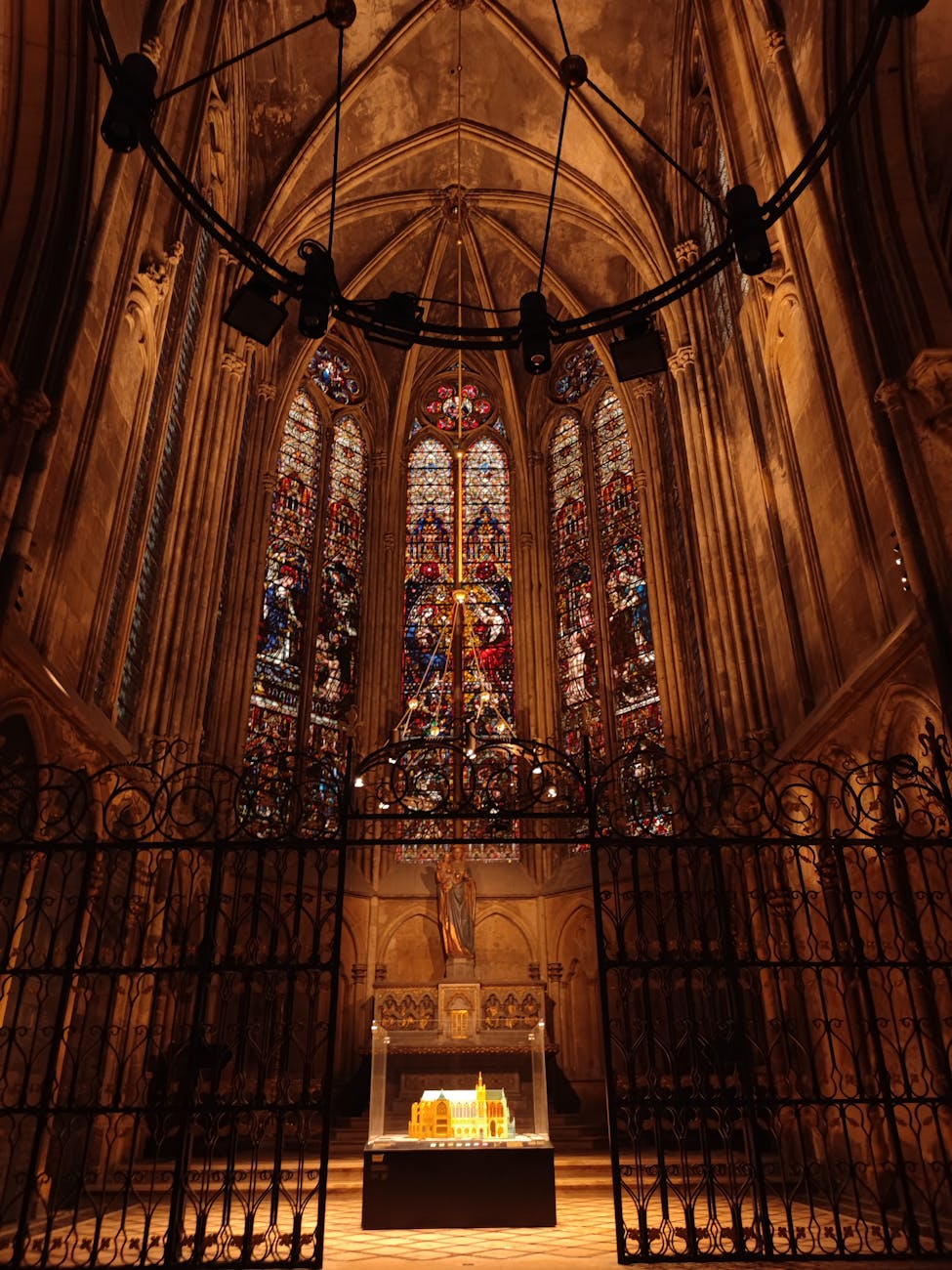 Vitraux gothiques de la cathédrale de Metz