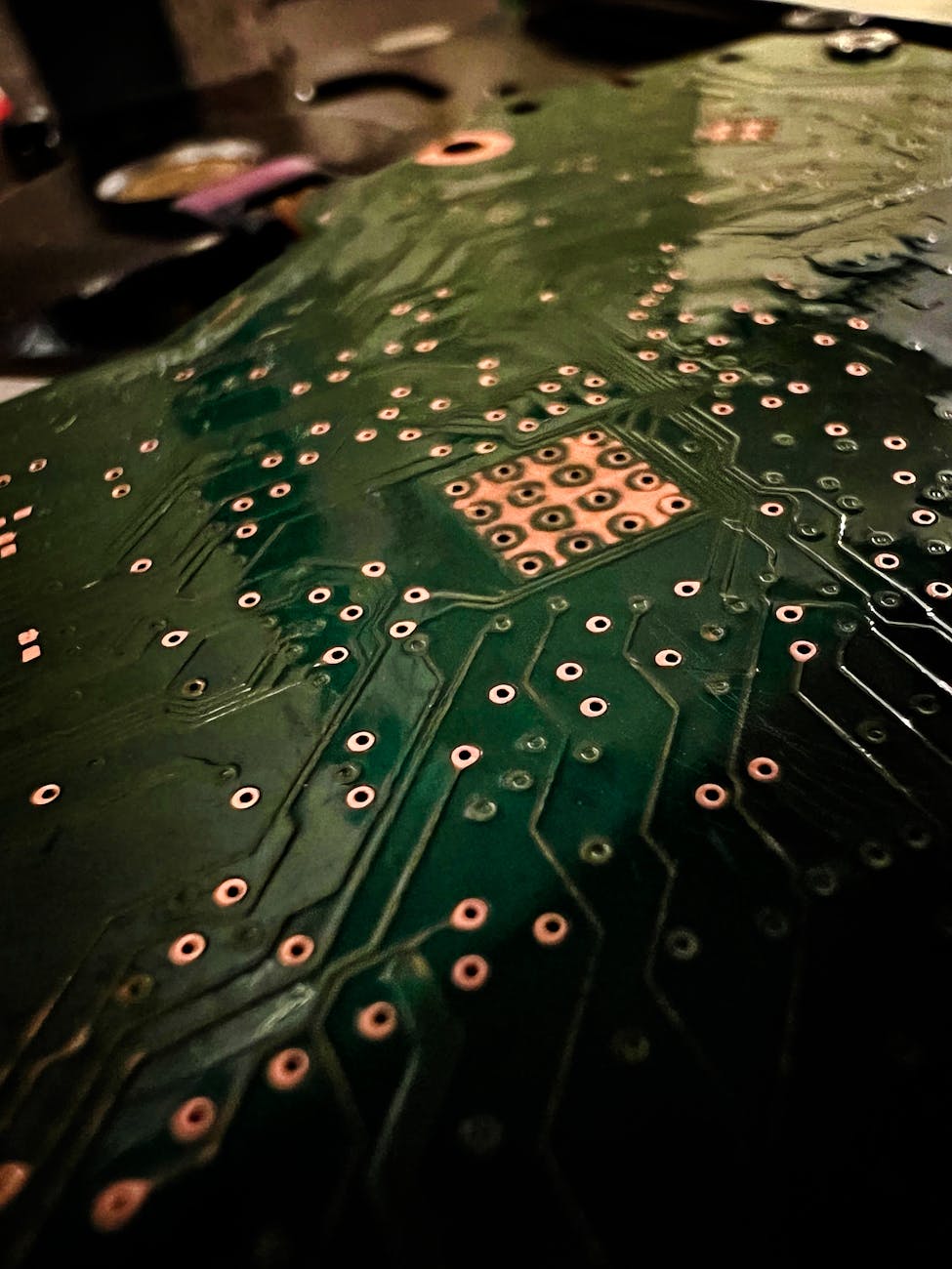 Détail rapproché d'une carte électronique imprimée
