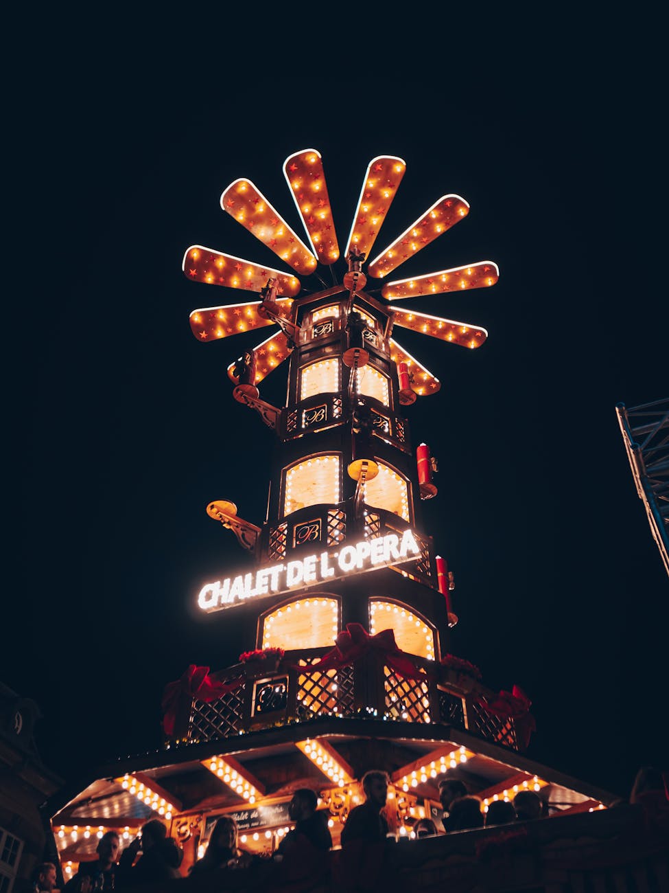 Chalet illuminé du marché de Noël de Strasbourg