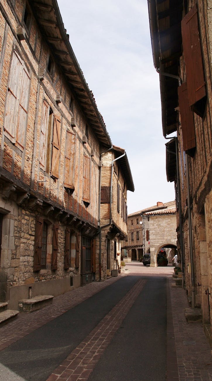 Rue médiévale de Castelnau-de-Montmiral