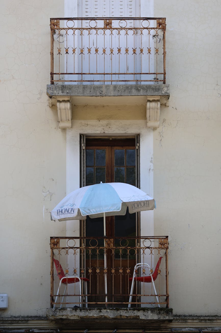 Balcon traditionnel à Thonon-les-Bains