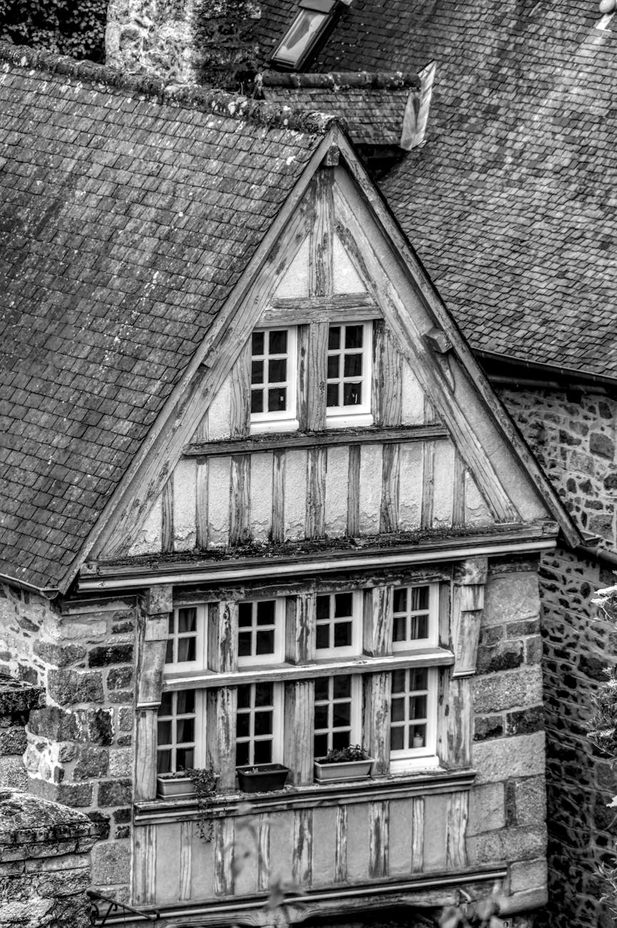 Architecture médiévale en pierre en Bretagne