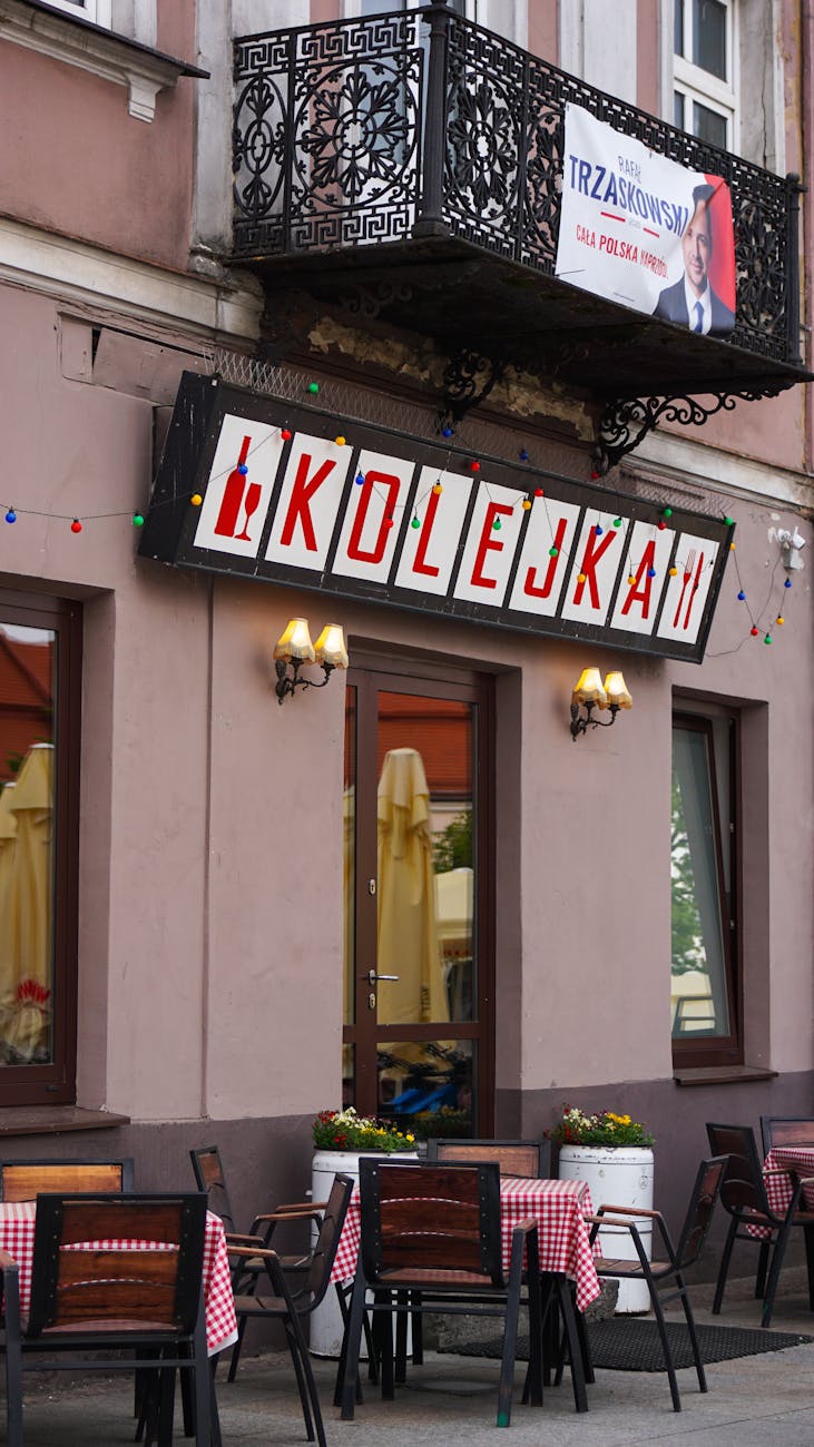 Kameralna kawiarnia z ogródkiem w Kielcach